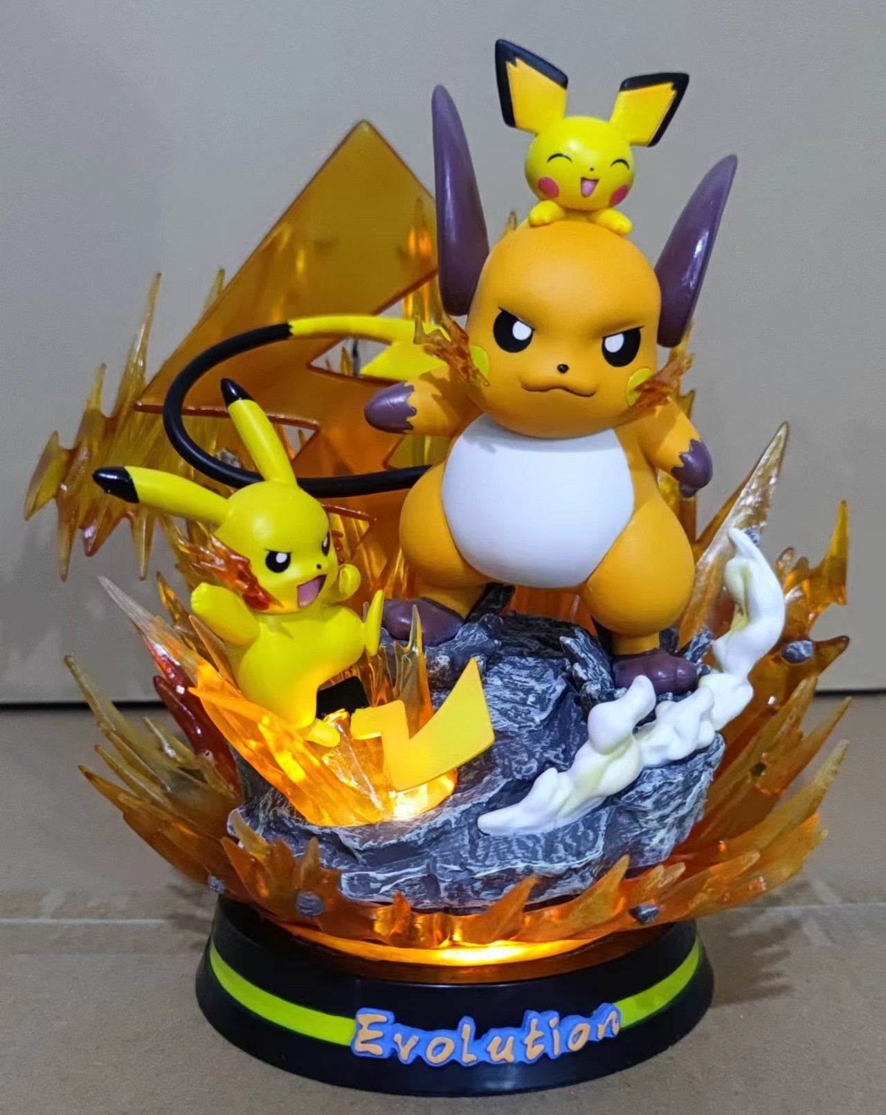 Figurine Pikachu et ses évolutions - Pokémon™